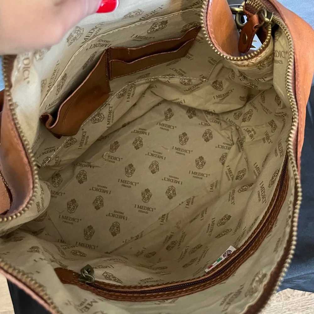 I Medici Firenze Genuine Leather Hobo Shoulder Bag‎ Tan Brown Double Zip Top